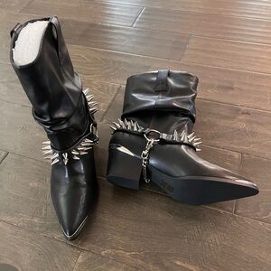 NEVER WORN YRU Black Combat Boots with Spikes and Chain Detail